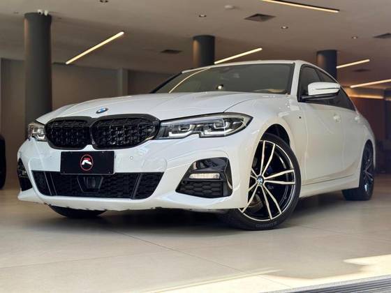 BMW 320i 2.0 16V TURBO FLEX M SPORT AUTOMÁTICO BMW 320i 2.0 16V TURBO FLEX M SPORT AUTOMÁTICO